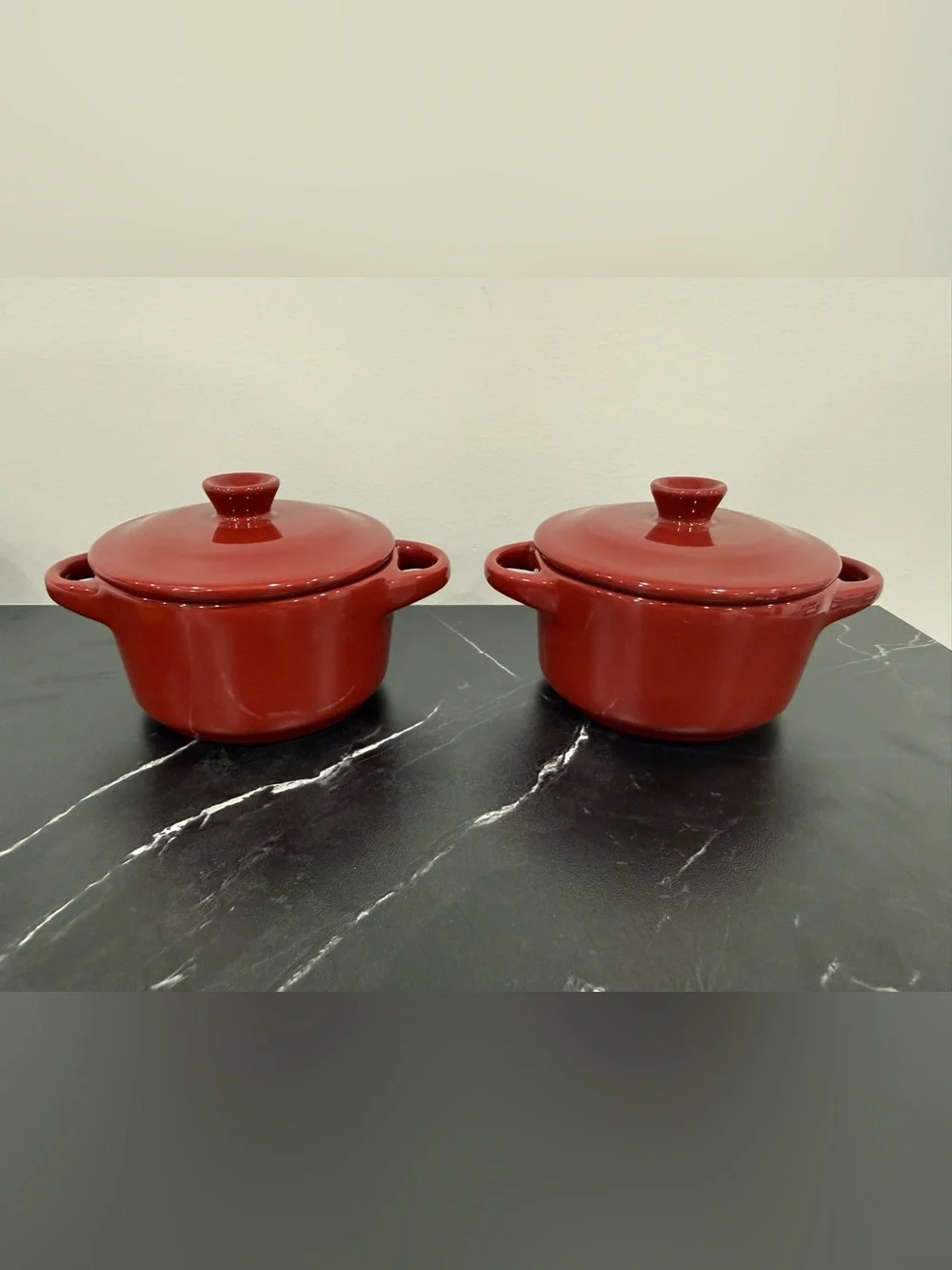Set Of 2 Two Mini Crofton Ceramic Casserole Dish Red With Lids Holiday Christmas